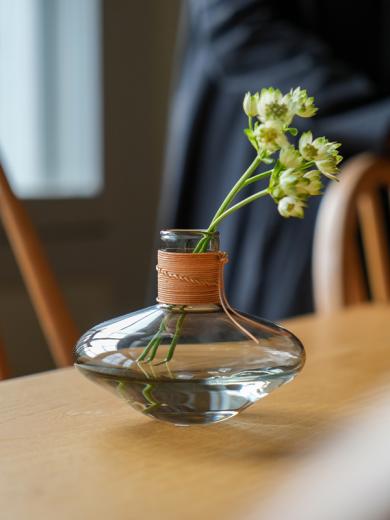 レザー ガラスベース ワイド グレー