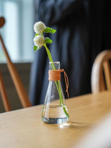 レザー ガラスベース コニカル クリア