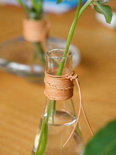 レザー ガラスベース コニカル クリア