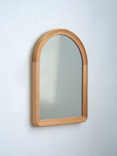 MOI wall mirror arch