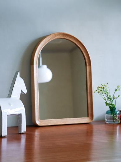 MOI wall mirror arch