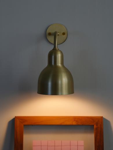 metio エントランスライト ブラス