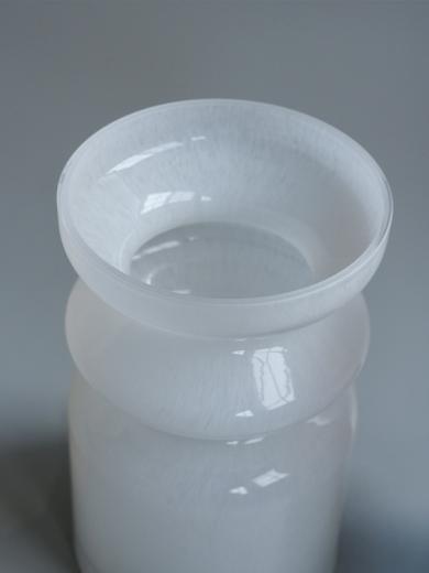 ウェーブ ガラスベース ホワイト