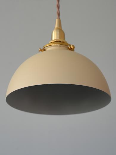 アイアンシェード ドミア クリーム