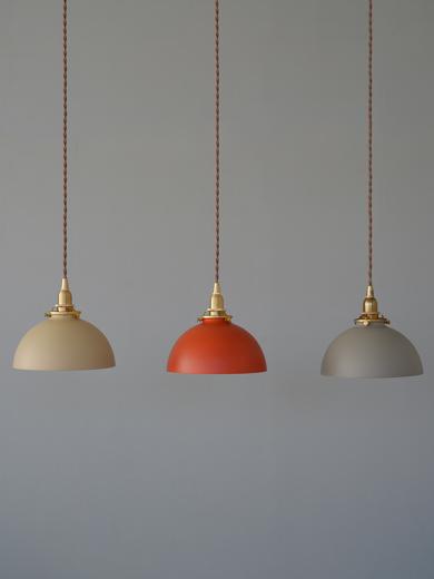 アイアンシェード ドミア クリーム