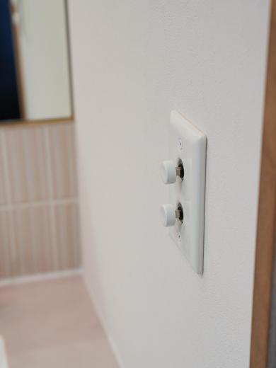 ※セラミックプレート2プッシュスイッチ ホワイト