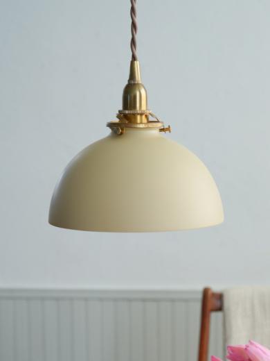 アイアンシェード ドミア クリーム