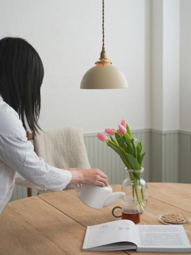 アイアンシェード ドミア クリーム