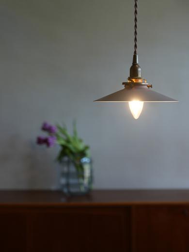 アイアンシェード プラット グレー