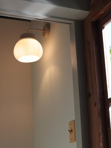 kom bracket light