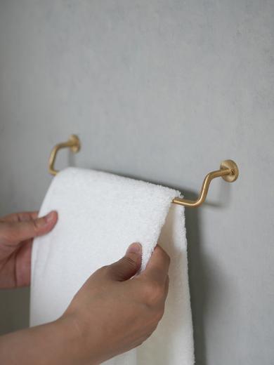 KT brass towel holder S