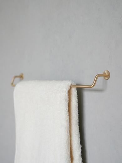 KT brass towel holder M