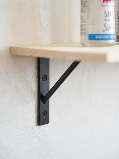 IRON SHELF 100