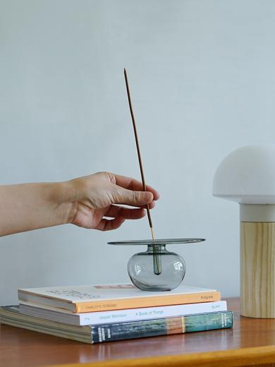 ガラスインセンスベース Lua グレー