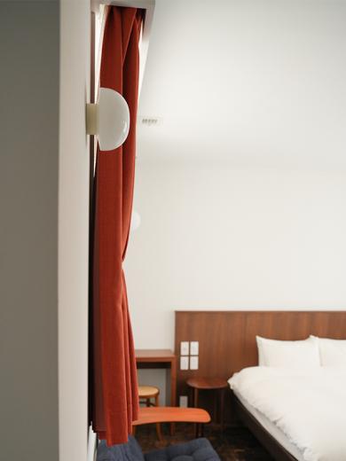 Joo bracket light  WH